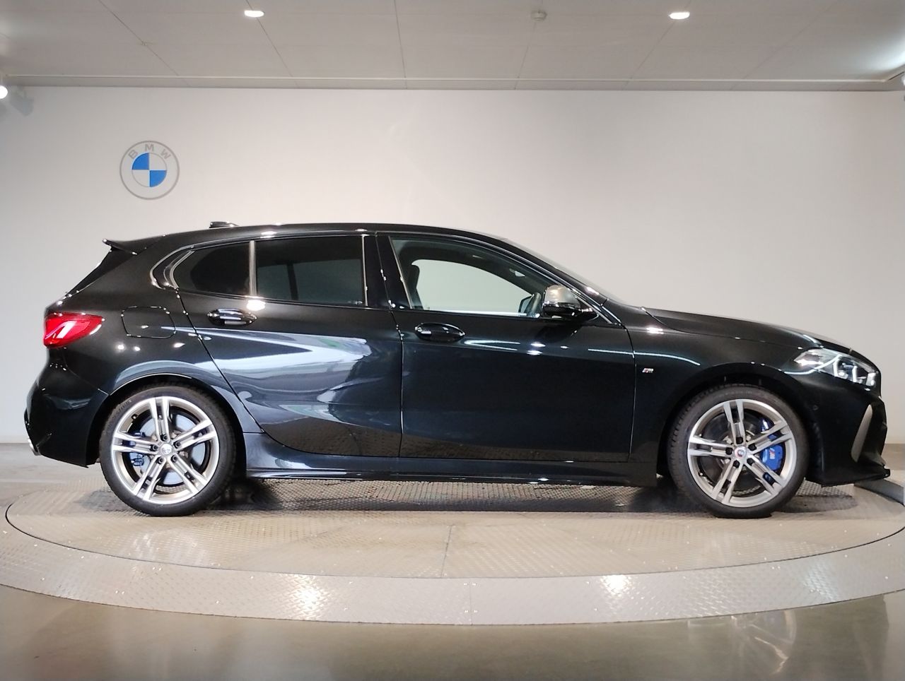 F40 M135i xDrive Sports Hatch 5-door B48 2.0i