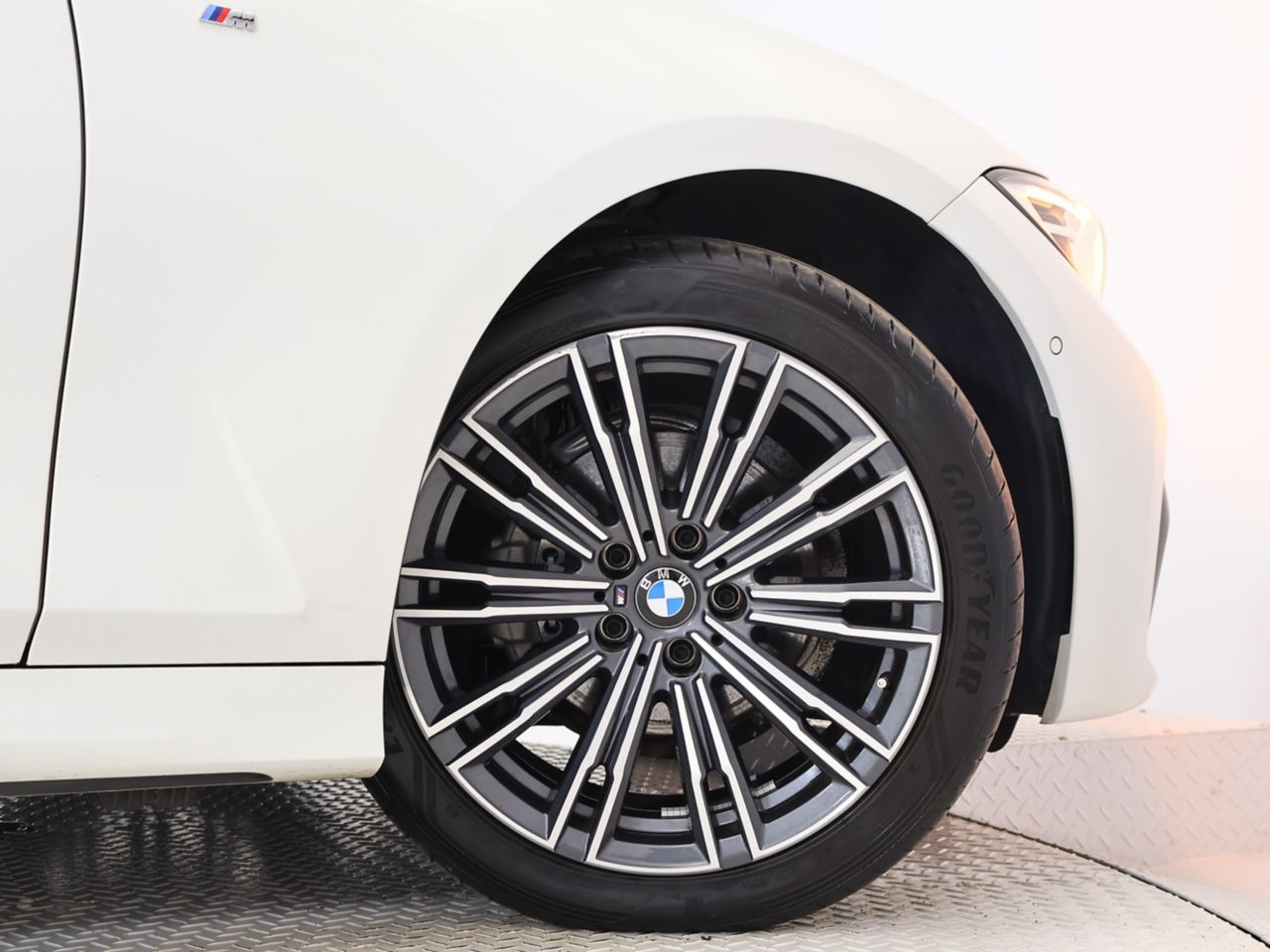 318i Berline RHD