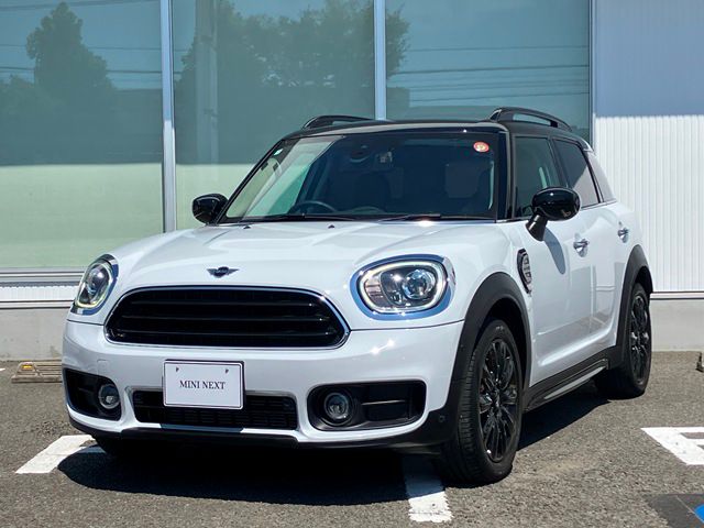 MINI COOPER D CROSSOVER CORNWALL EDITION.