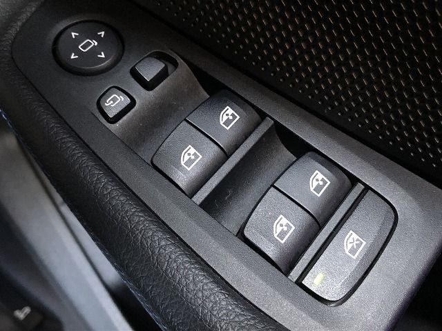F40 118d Sports Hatch 5-door B47 2.0d