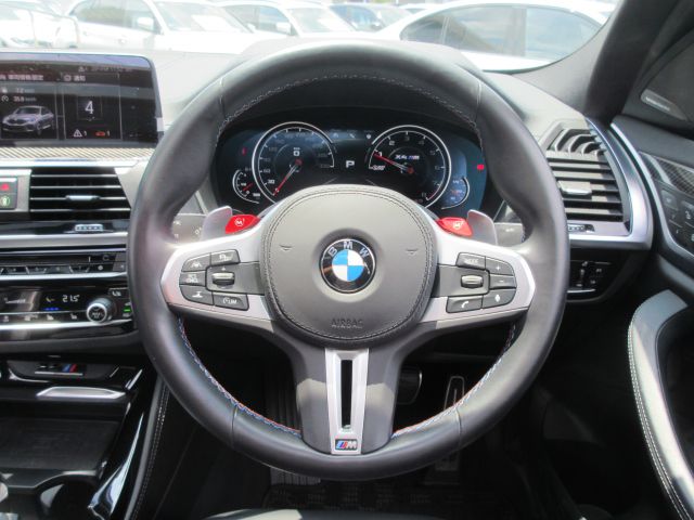 X4 M RHD