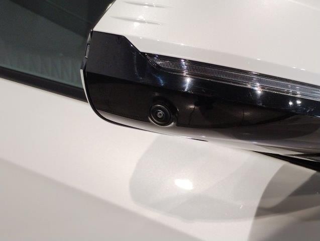 U11 iX1 xDrive30