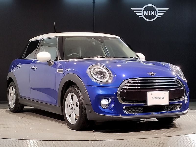 F55 COOPER D (AT)