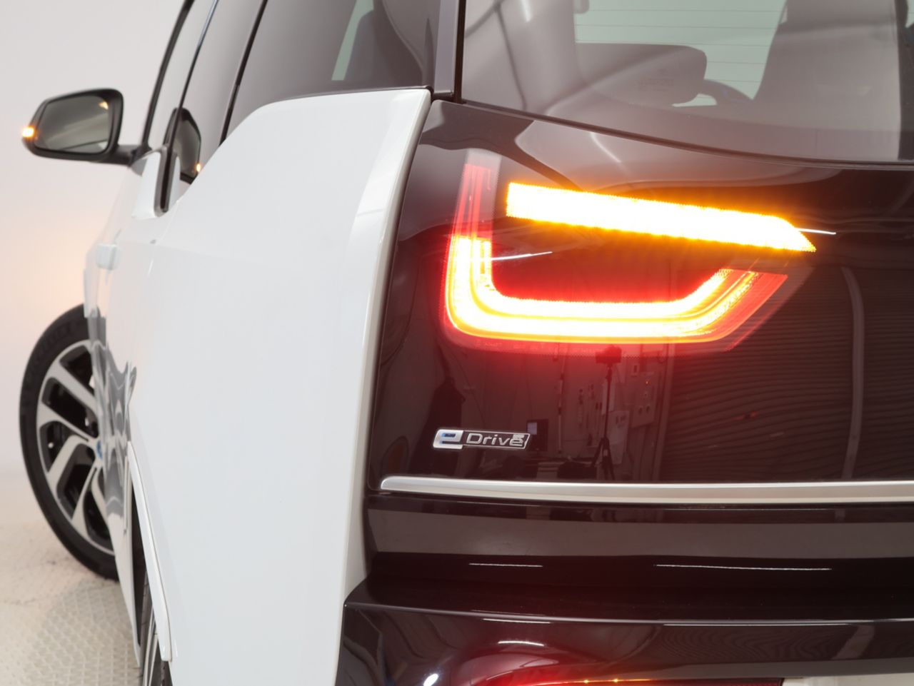 BMW i3 94Ah (with Range Extender) LCI