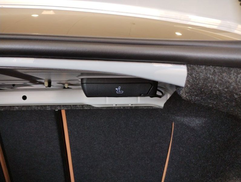 M240i xDrive Coupé RHD