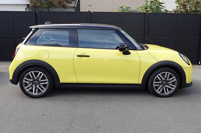 F66 MINI Cooper C 3Dr