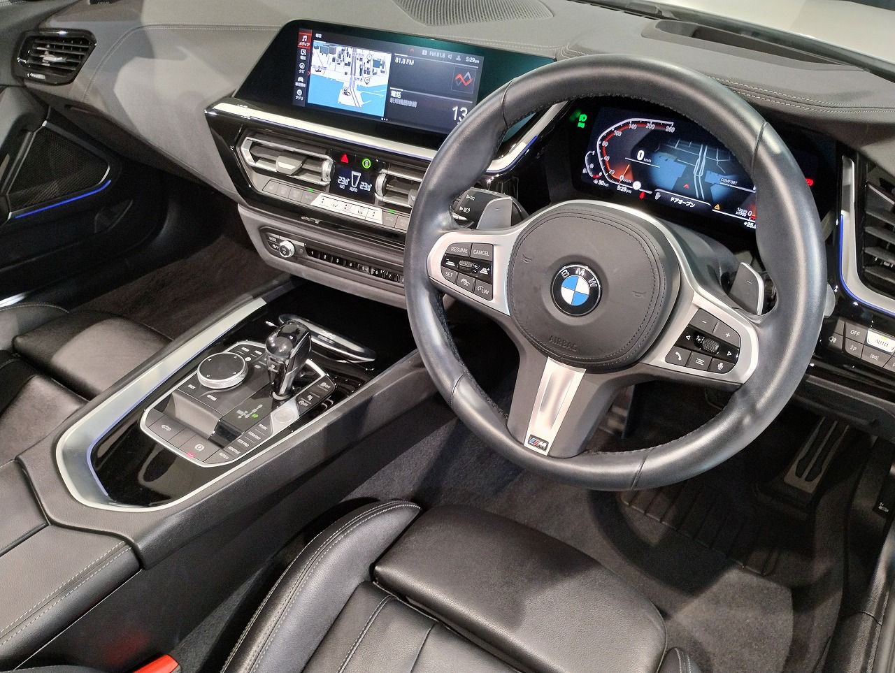 G29 z4 sDrive20i RHD