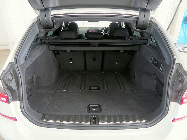 G21 318i Touring