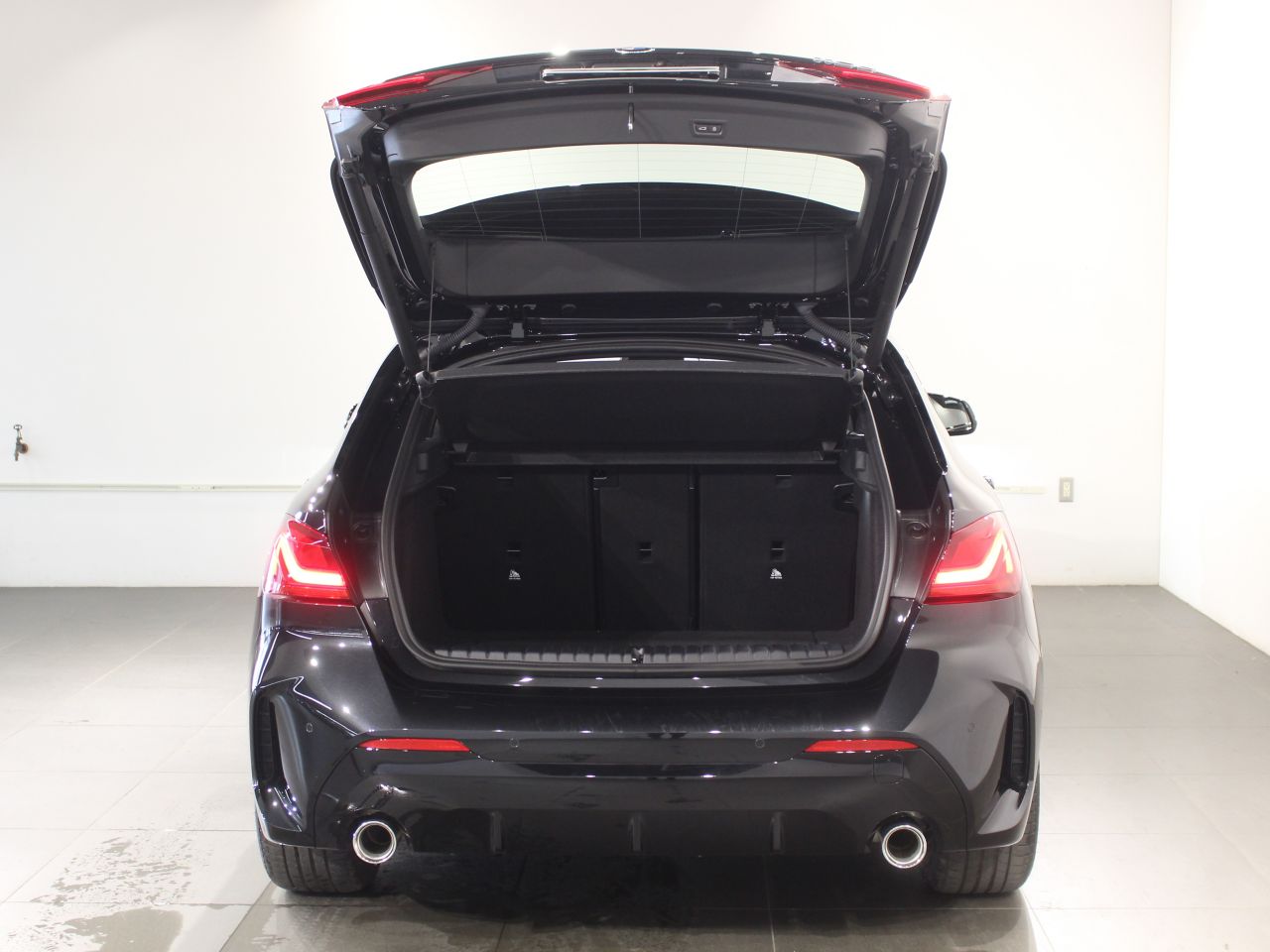 F40 118d Sports Hatch 5-door B47 2.0d