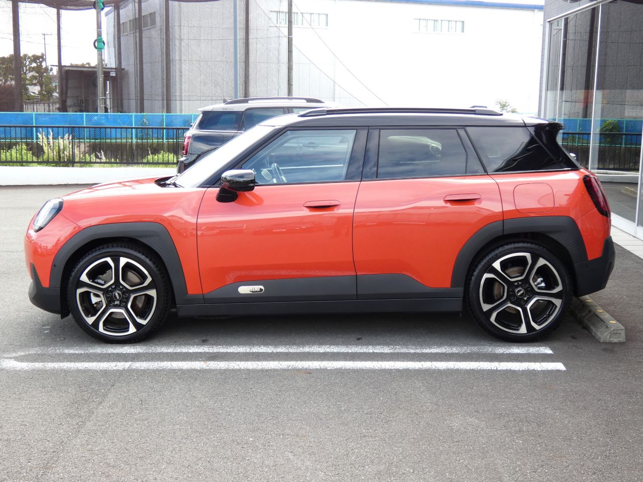 J05 MINI Aceman SE