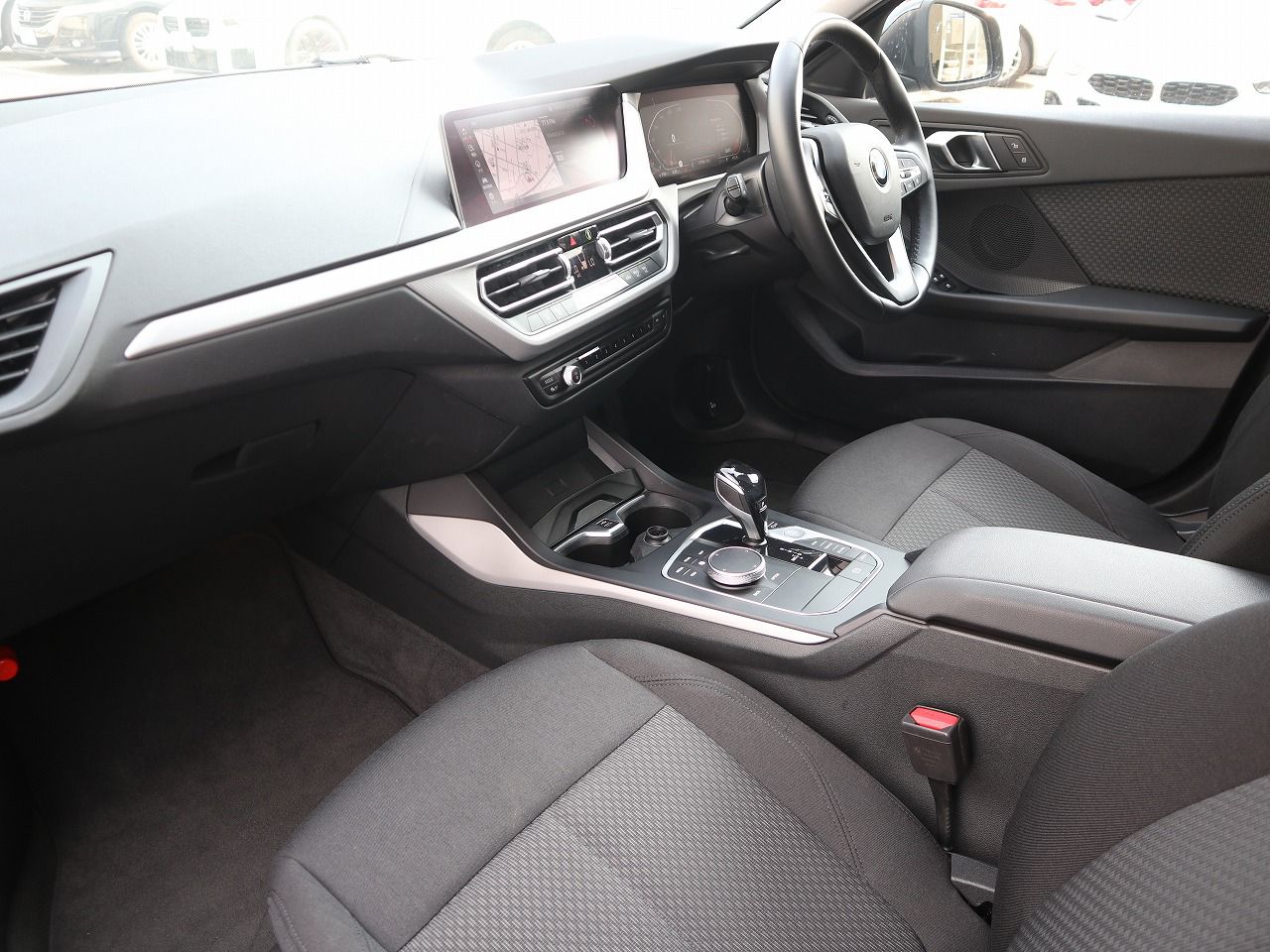 F40 118d Sports Hatch 5-door B47 2.0d