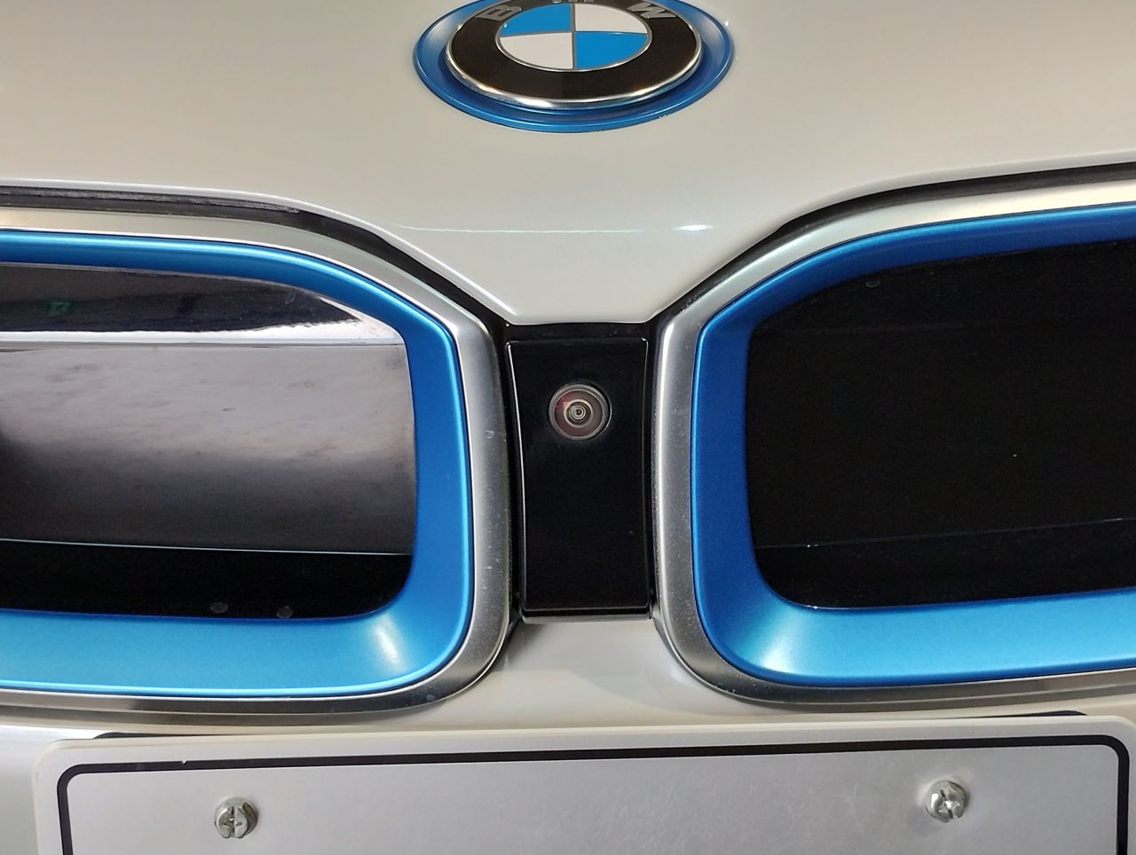 I12 i8 Coupe LCI B38 1.5i