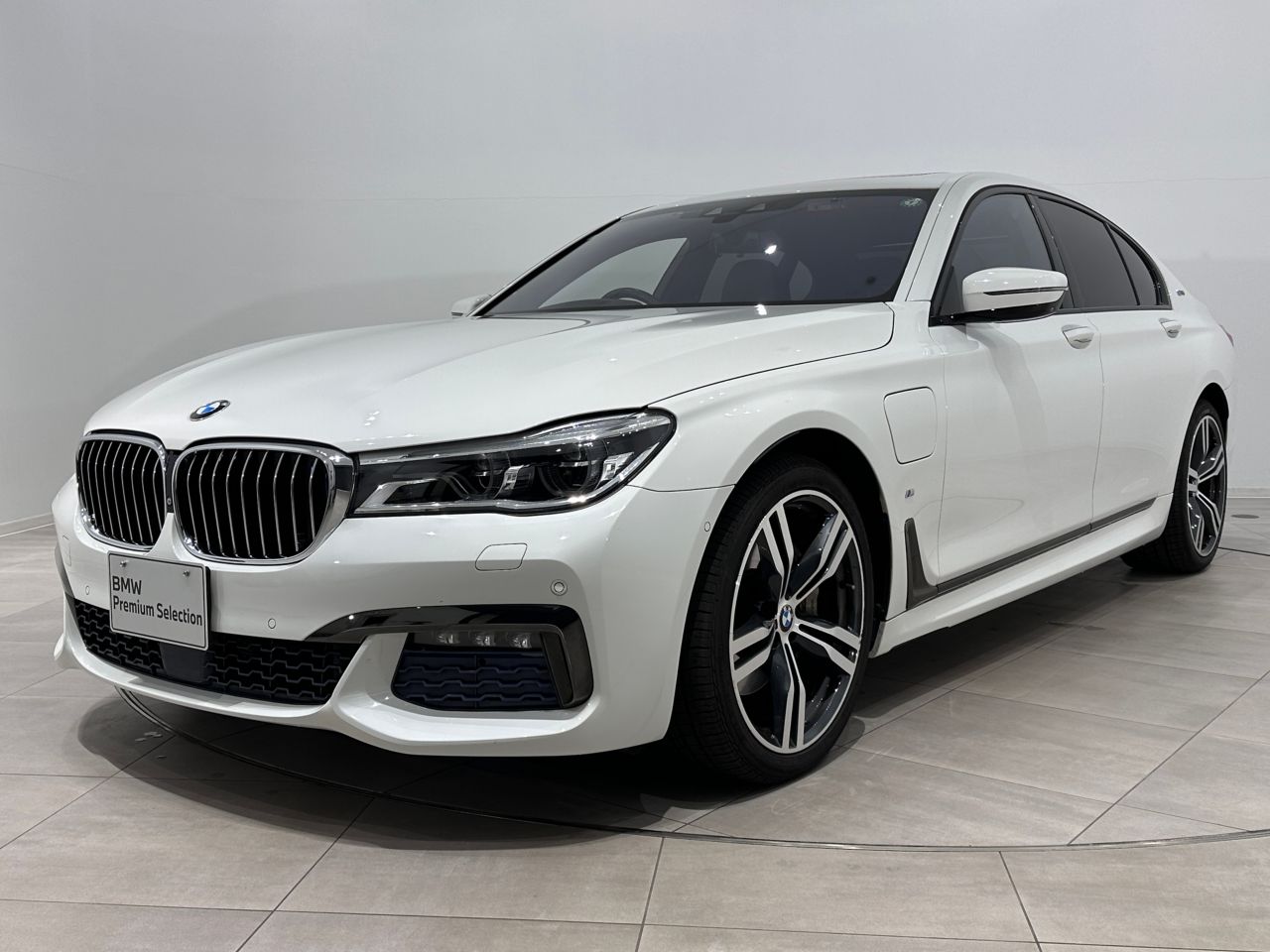 BMW 740e iPerformance