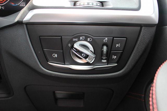 X4 xDrive20d RHD