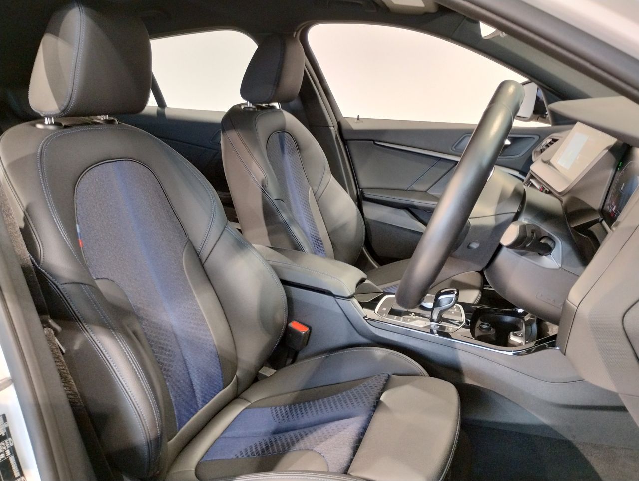 F40 118d Sports Hatch 5-door B47 2.0d