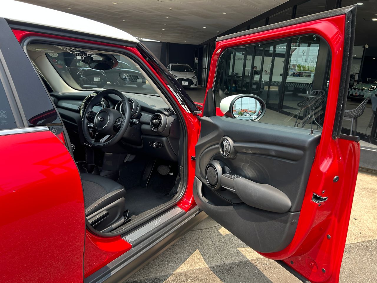 F55 MINI Cooper 5-Door Hatch LCI