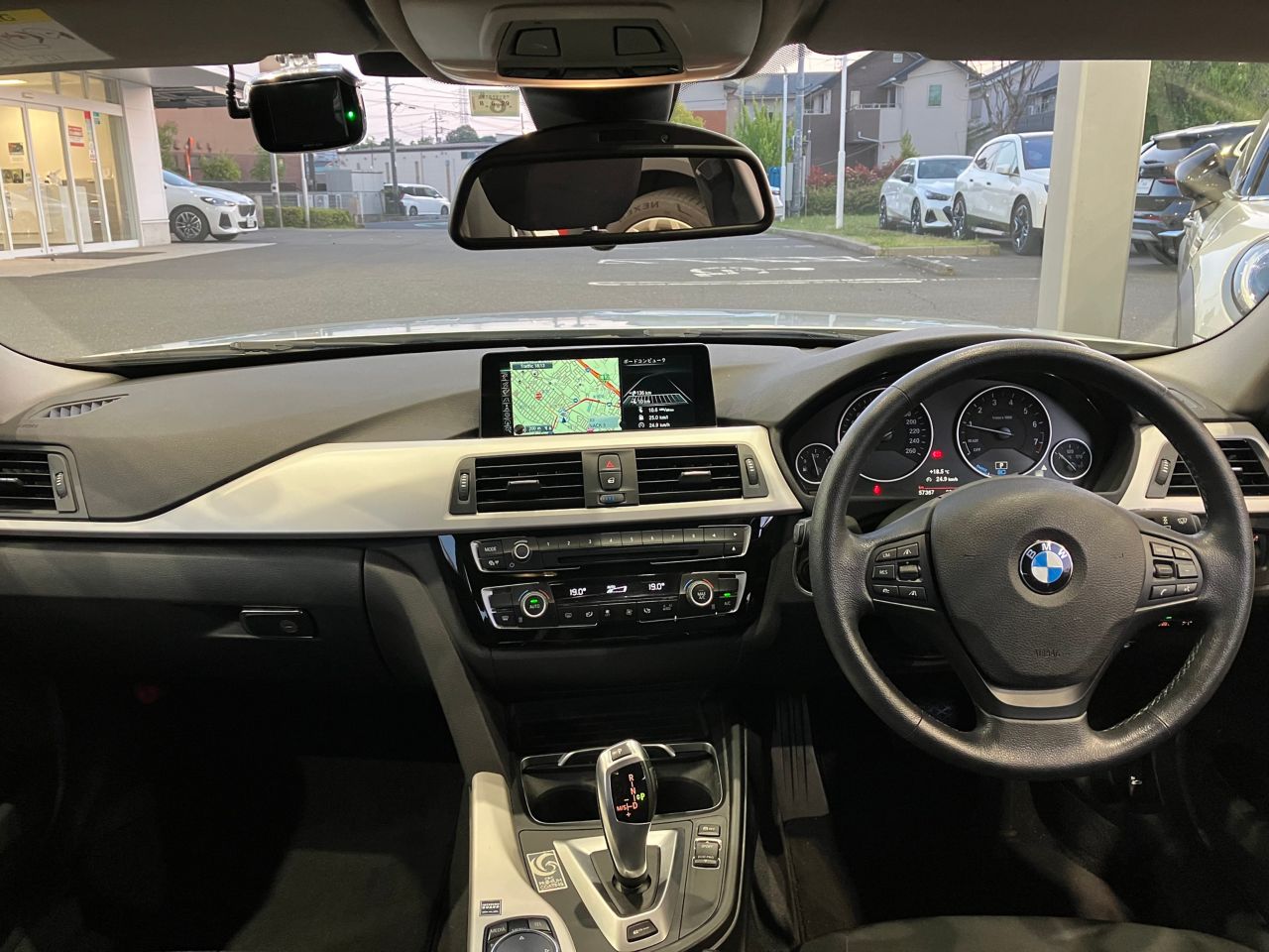 330E IPERFORMANCE SEDAN RHD