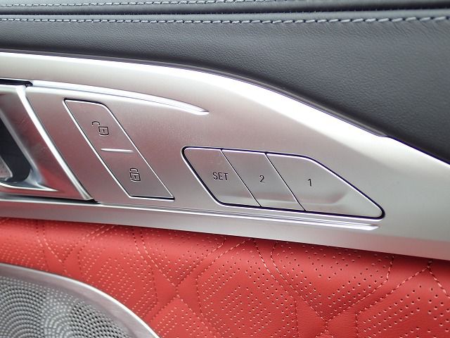 F91 M8 Competition Convertible S63 4.4i