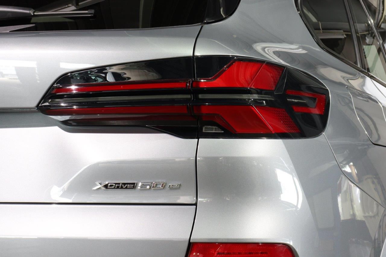 X5 xDrive50e RHD