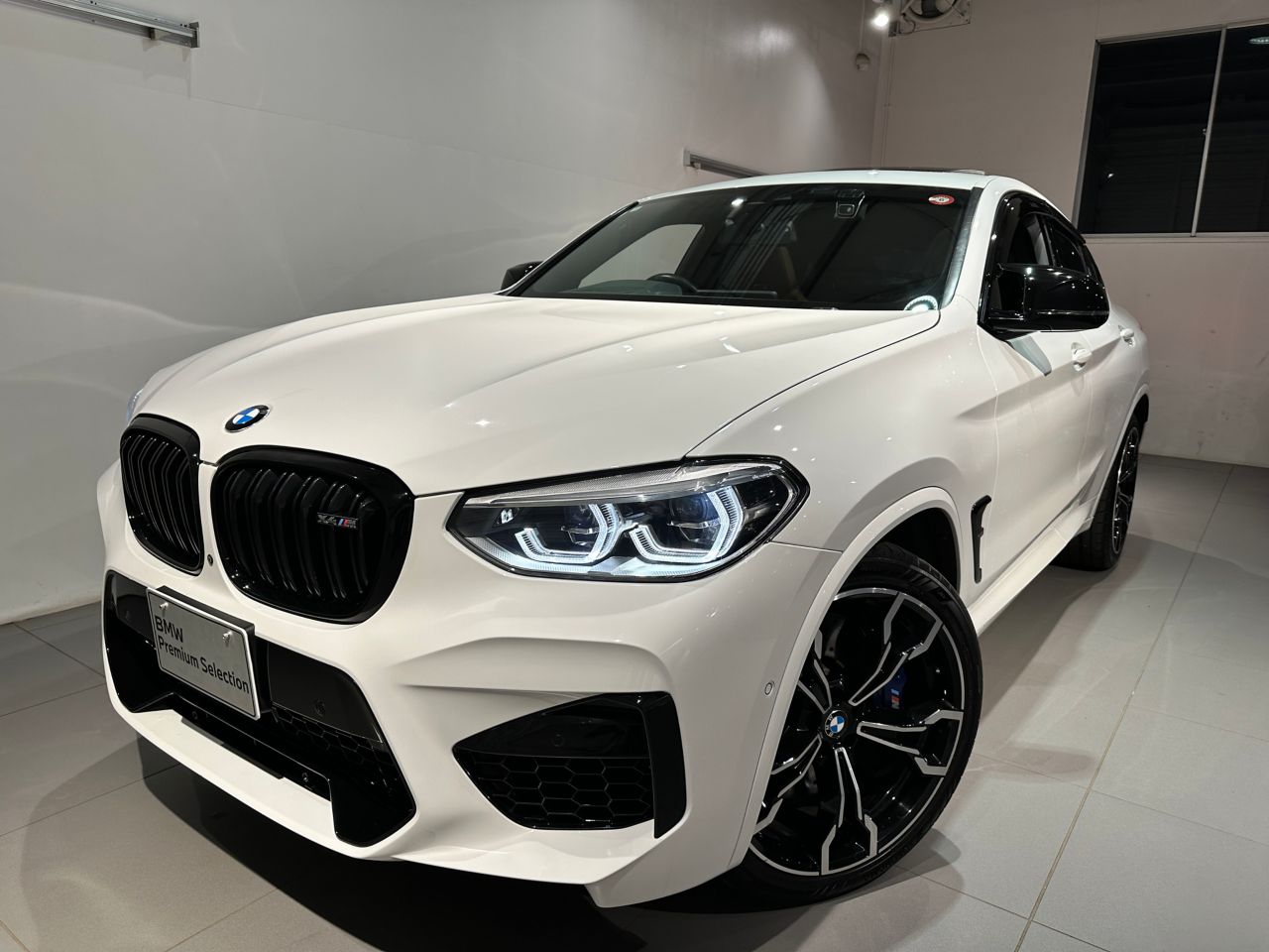 X4 M RHD