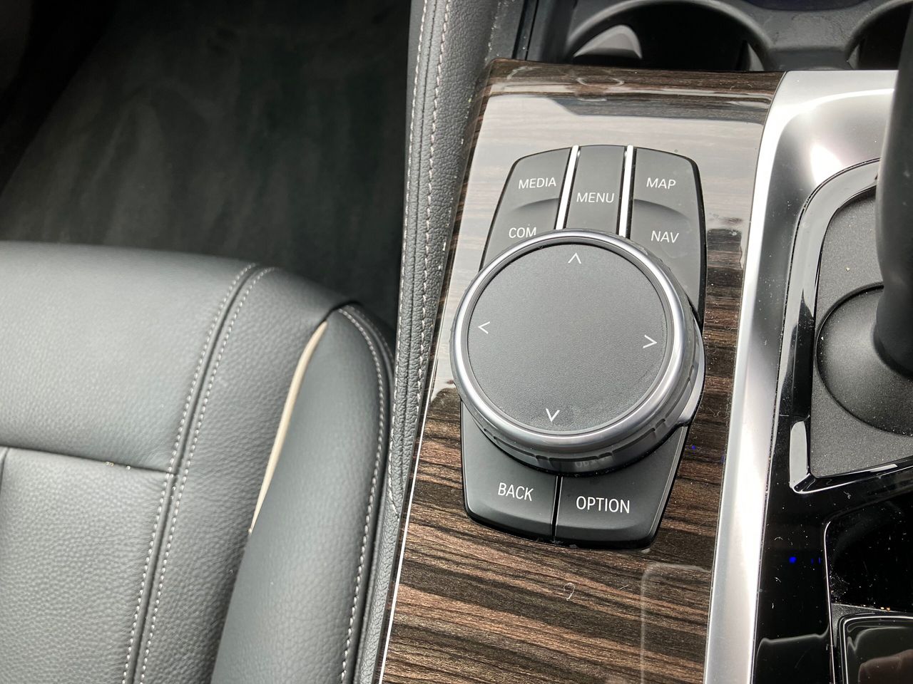 520d xDrive Sedan RHD