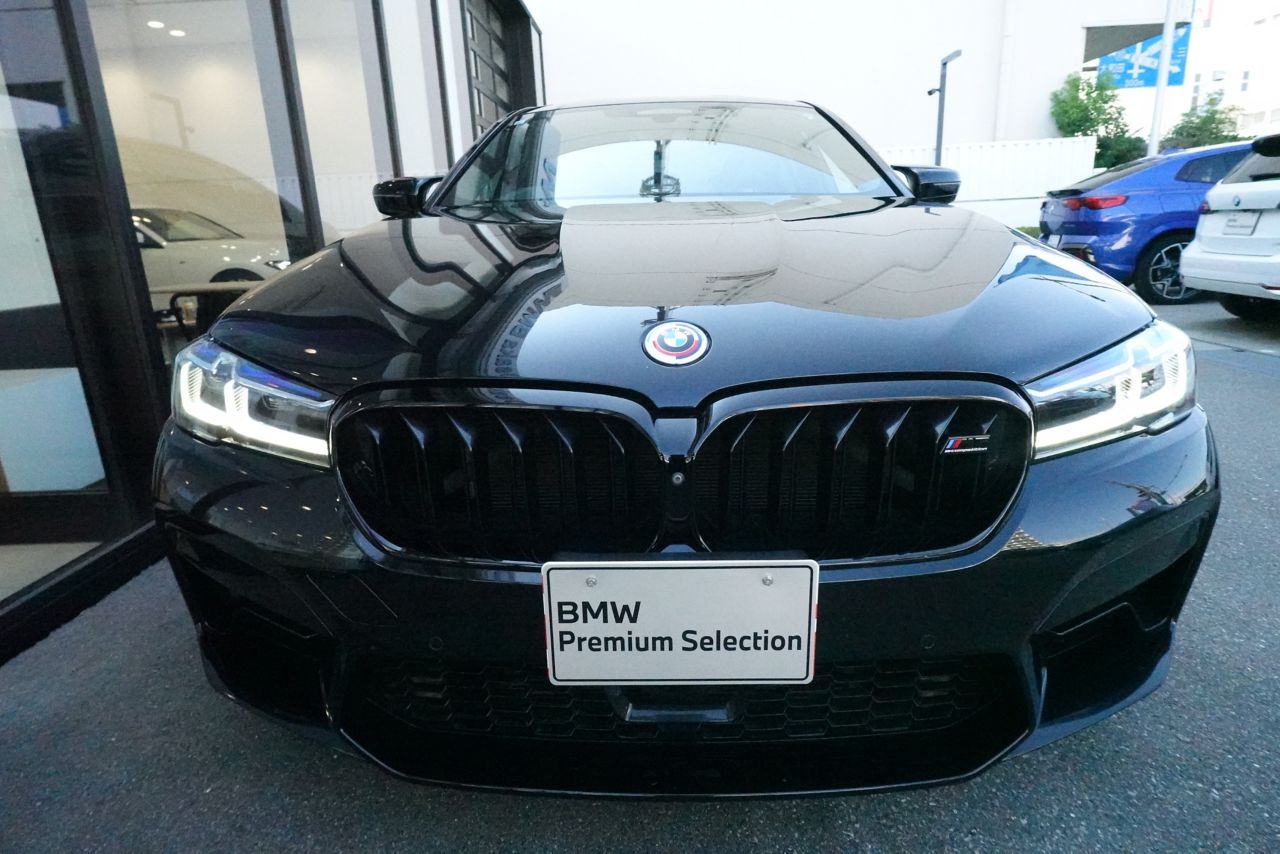M5 Sedan RHD