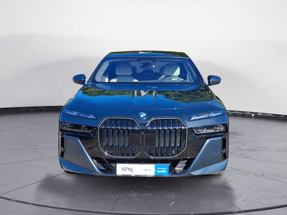 BMW 740