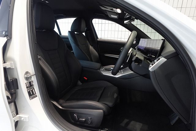 G20 320i Saloon LCI RHD MX