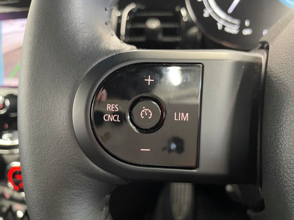 MINI Cooper F56 RHD