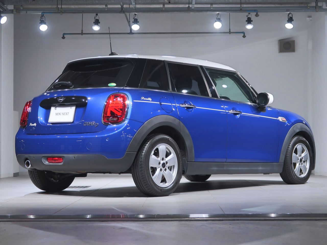 MINI F55 Cooper D 5dr Hatch LCI