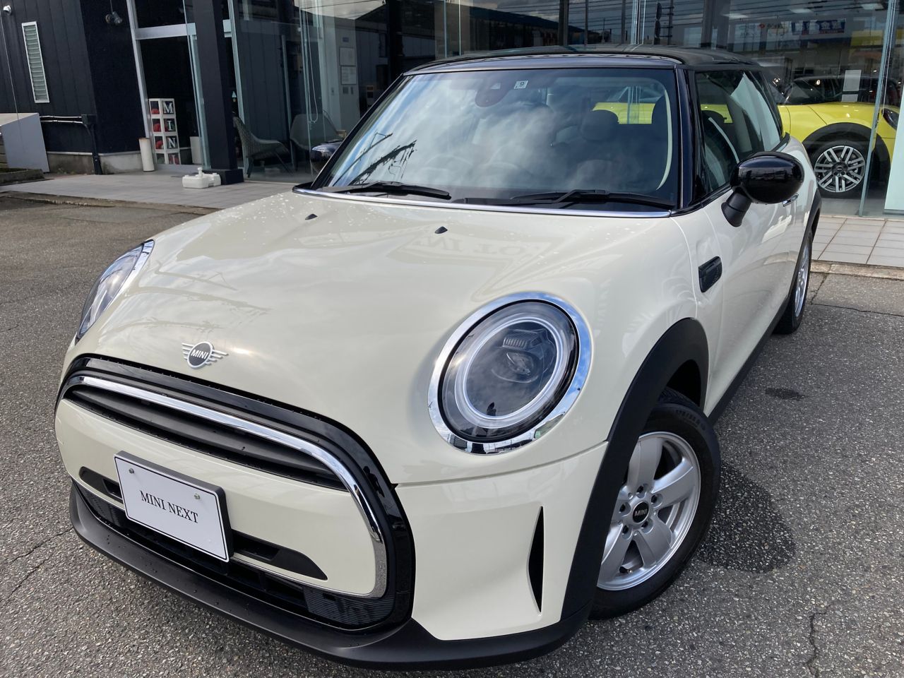 MINI Cooper F56 RHD