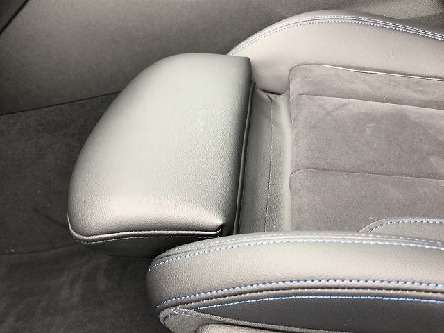 320d xDrive Berline RHD