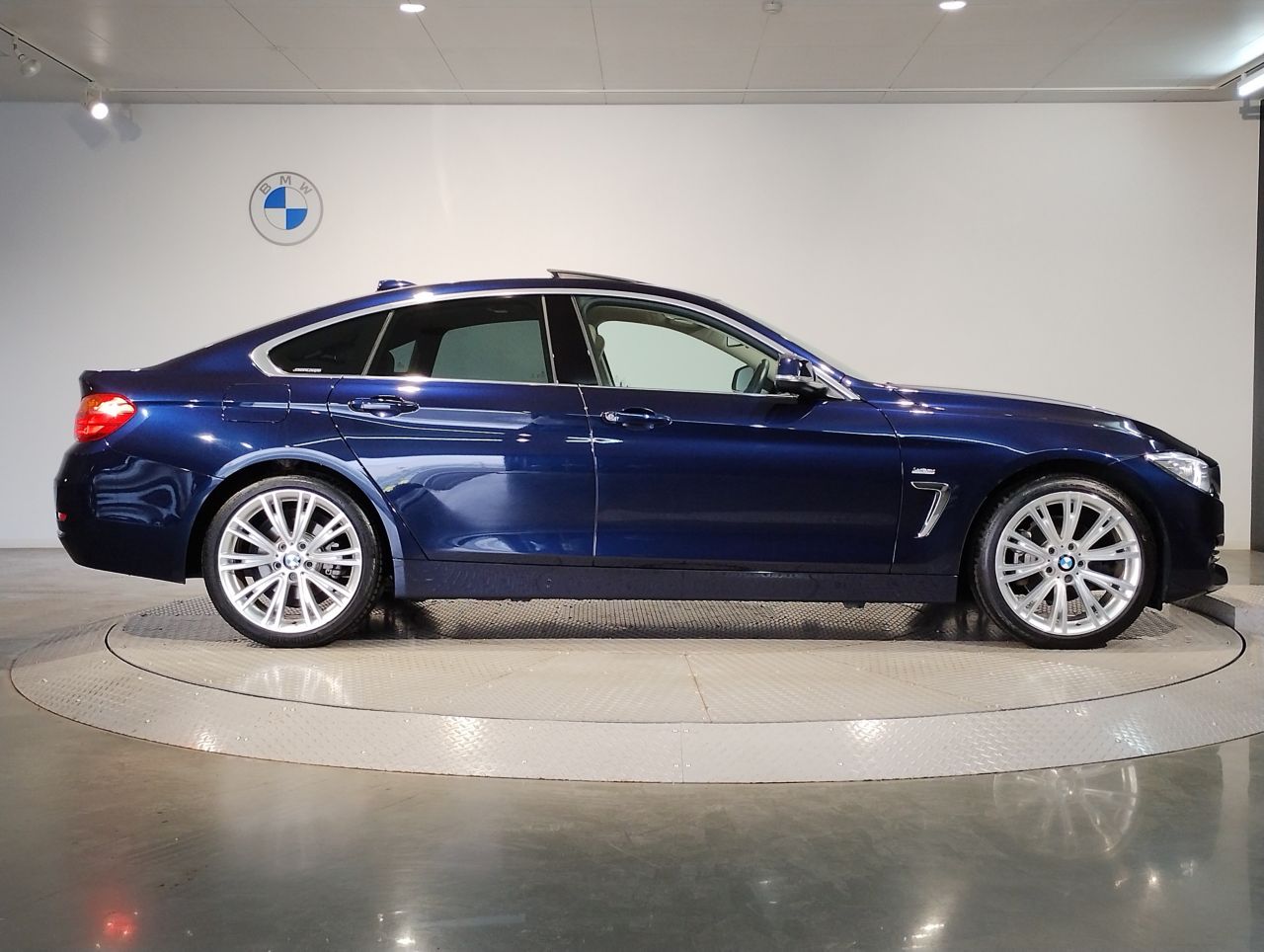 420I XDRIVE GRAN COUPE RHD