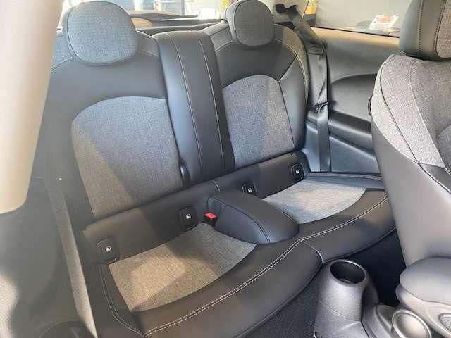 MINI Cooper F56 RHD