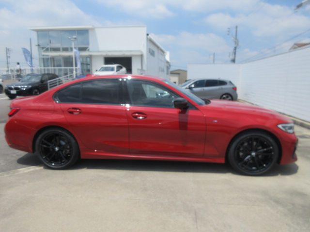 G20 320d xDrive RHD Saloon