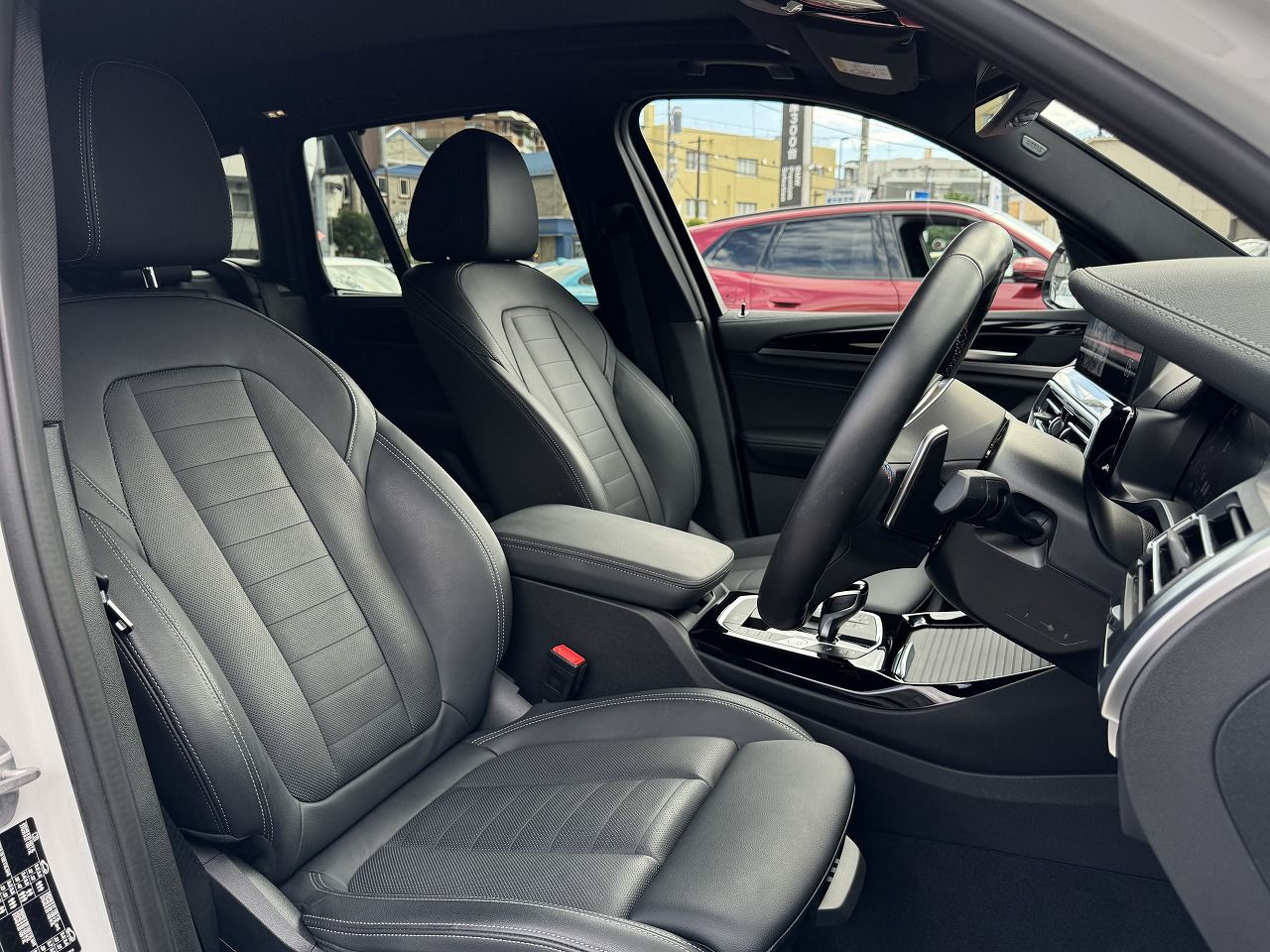 G01 X3 M40d RHD LCI ZA