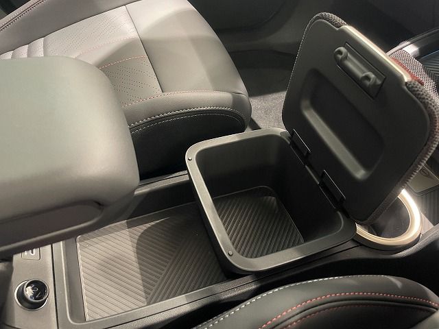 U25 MINI John Cooper Works Countryman ALL4