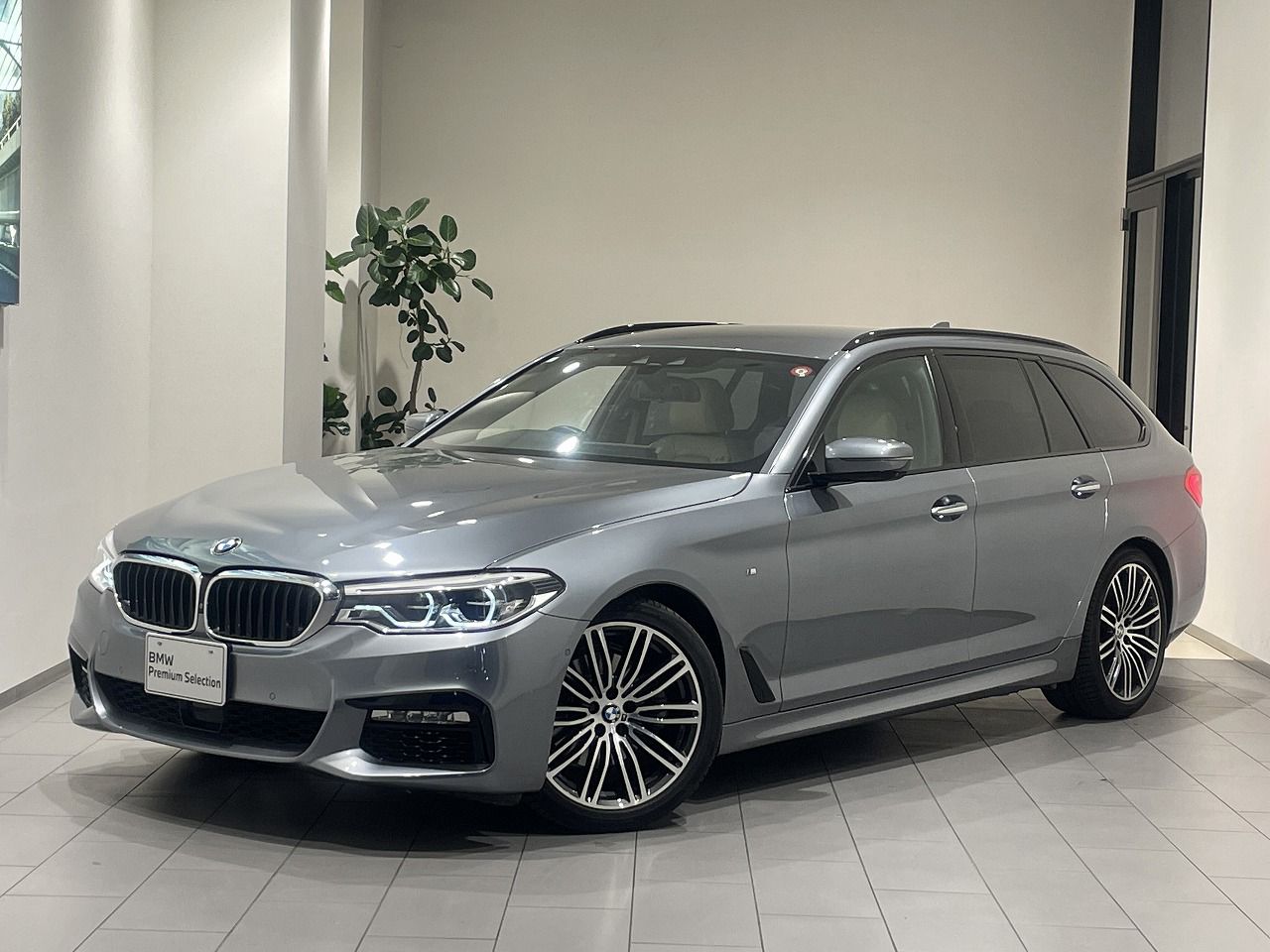 523i Touring M Sport