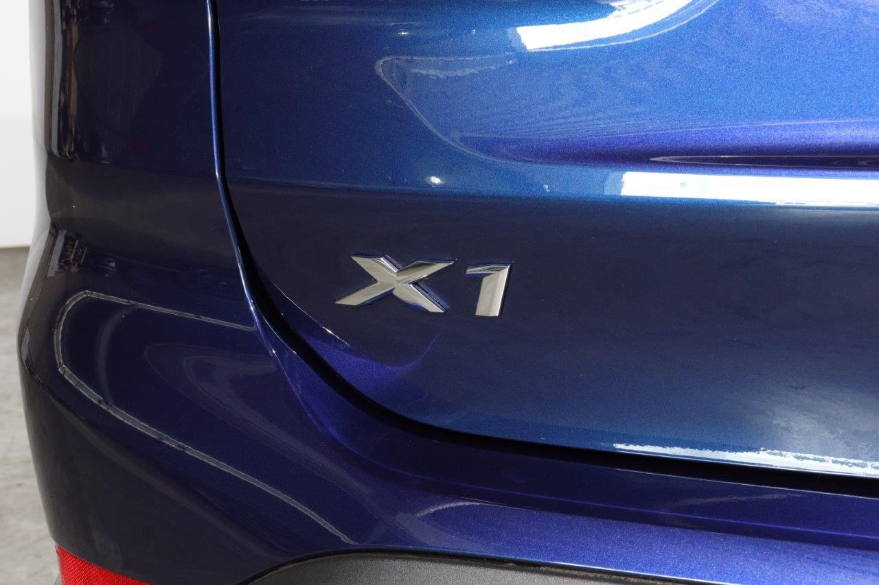 X1 sDrive18i RHD