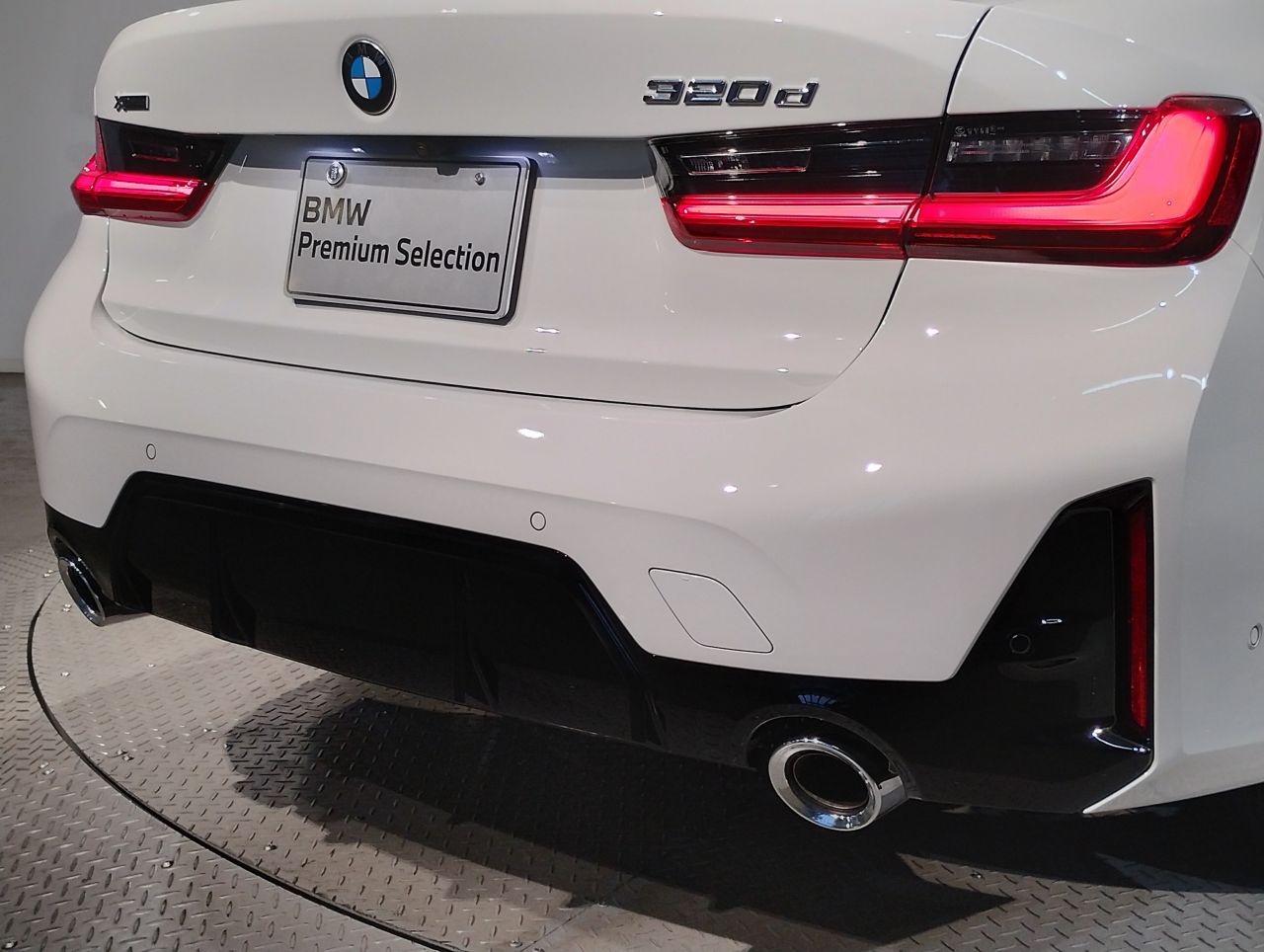 320d xDrive Berline RHD