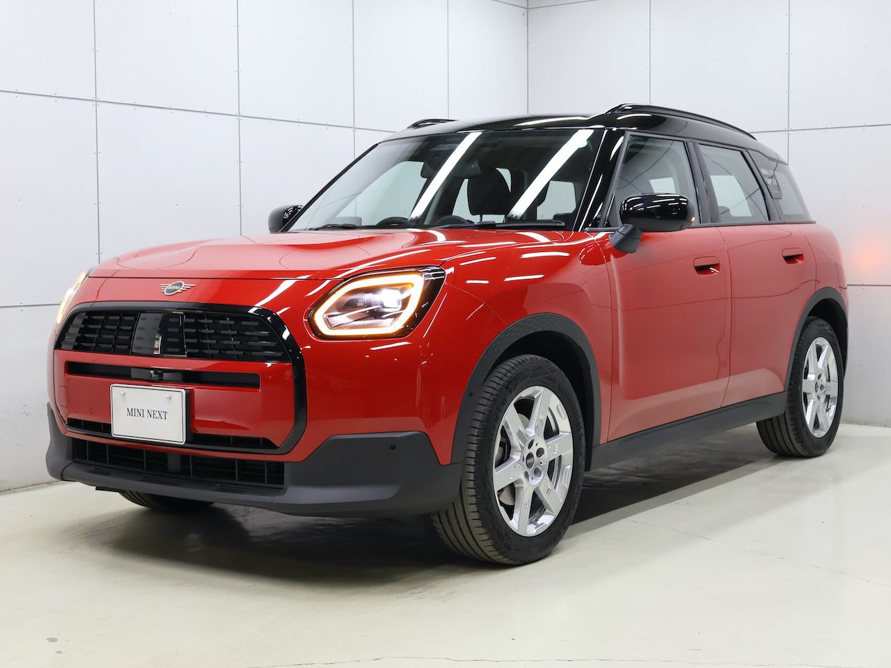 THE NEW MINI COUNTRYMAN D