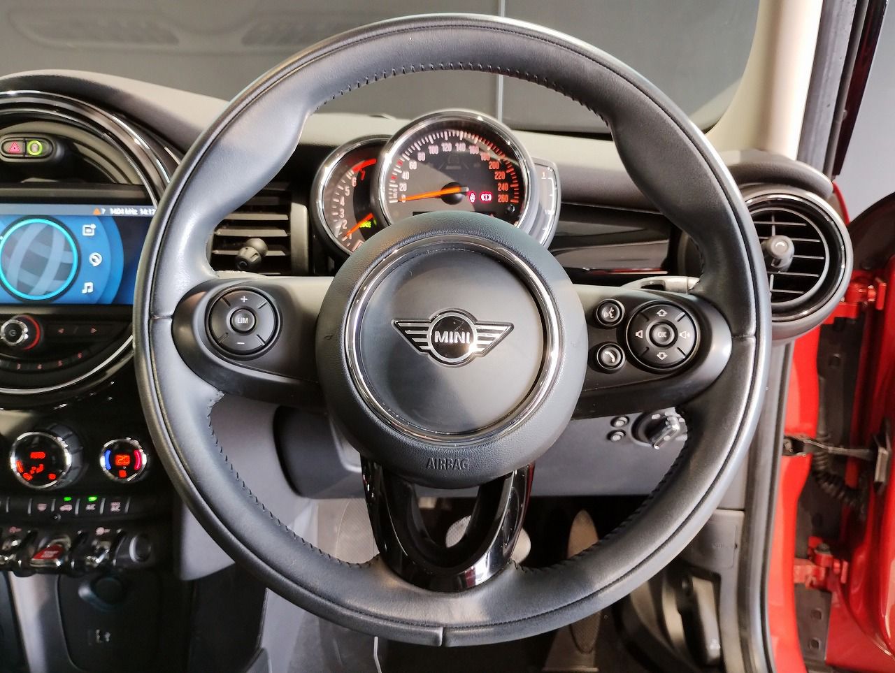 F55 MINI Cooper 5-Door Hatch LCI