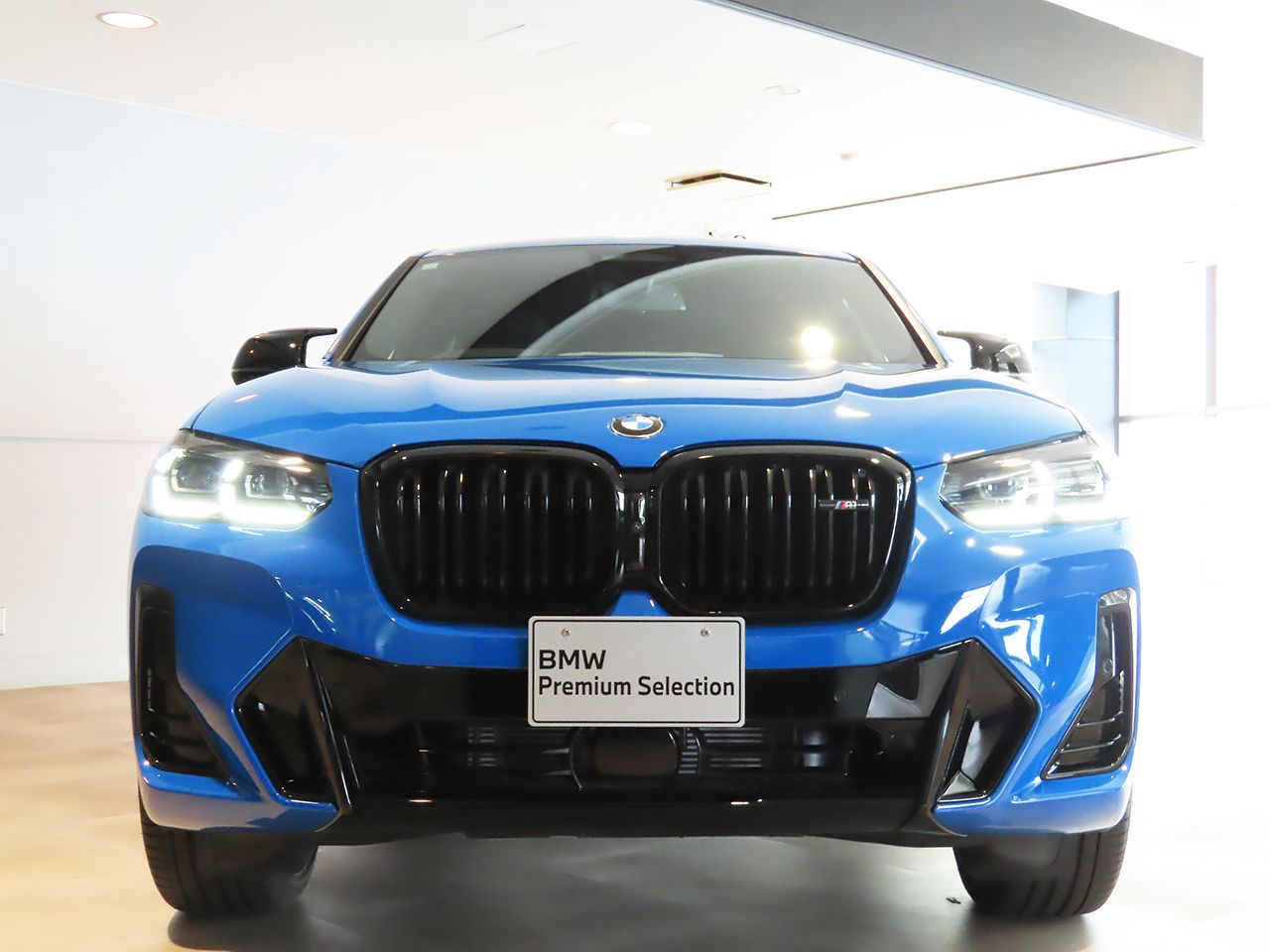 G02 X4 M40i RHD LCI