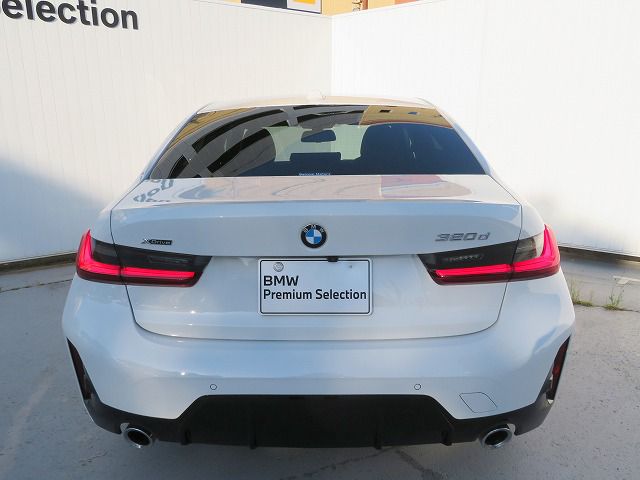 320d xDrive Berline RHD