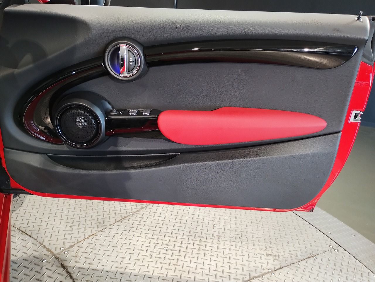 F57 MINI John Cooper Works Convertible LCI
