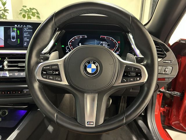 G29 z4 sDrive20i RHD