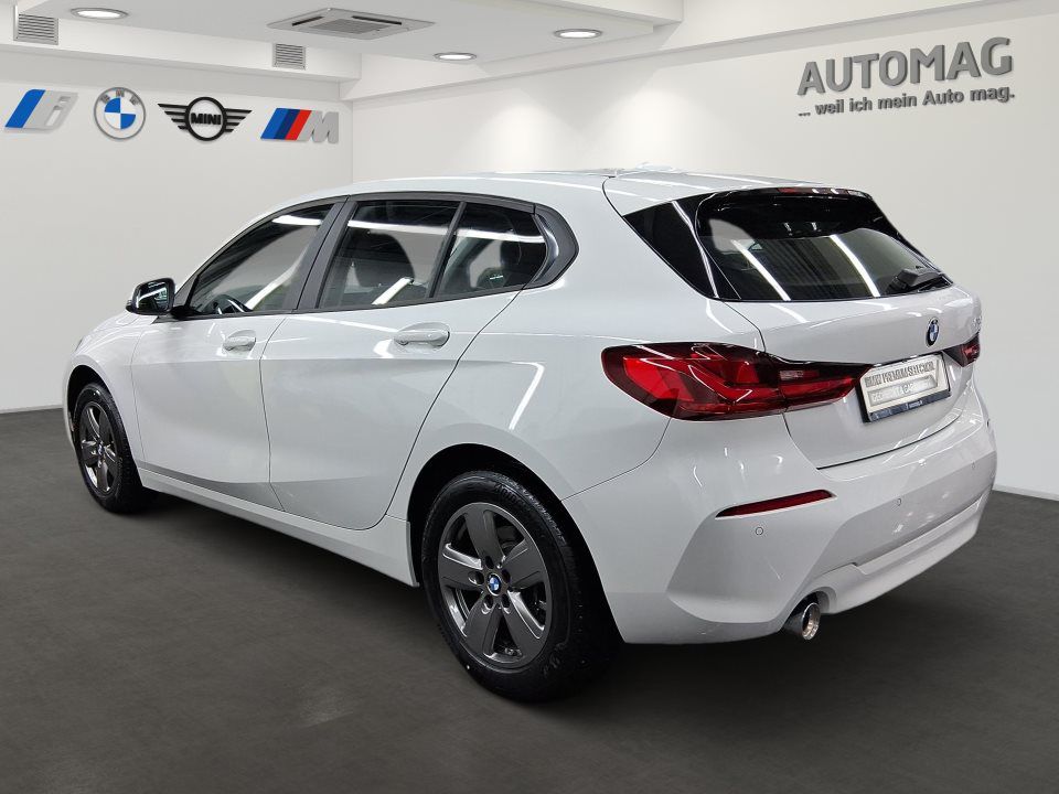 BMW 118