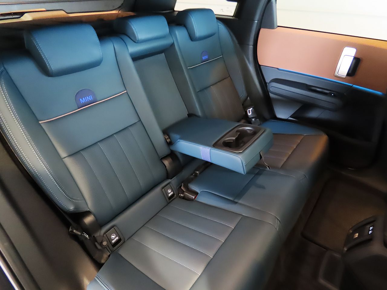 U25 MINI Countryman SE ALL4