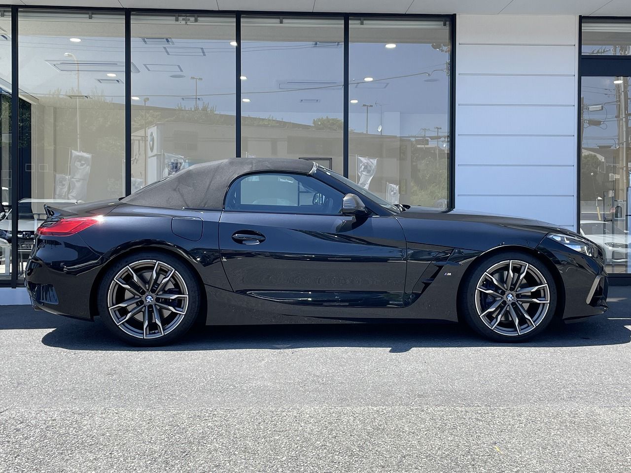 G29 Z4 M40i RHD