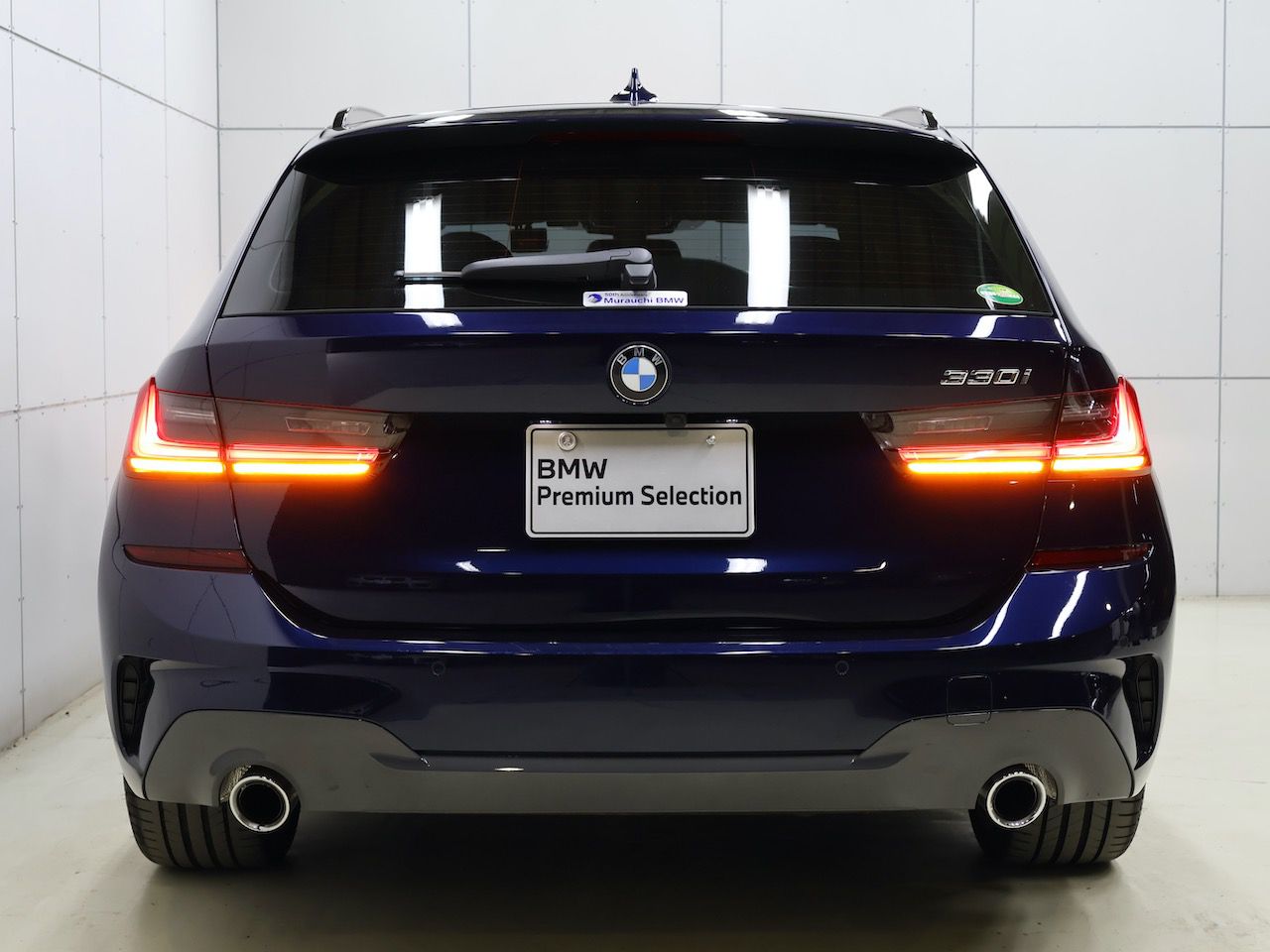 G21 330i Touring RHD